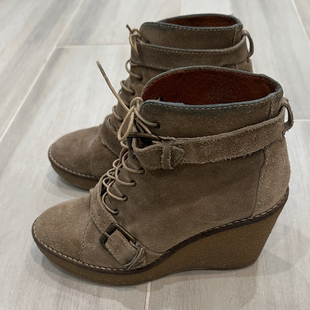 Madewell Size 6.5 Camel Tan Suede Women's Wedge Ankle Boots